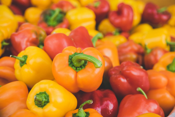 fresh produce peppers vegetables market